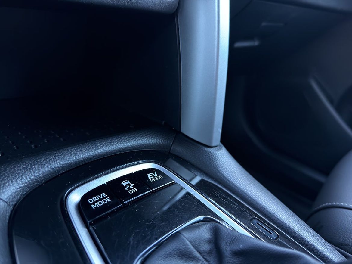 Toyota Corolla Cross Hybrid, bild 15 av 17