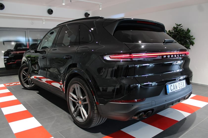 Bild 2 av Porsche Cayenne E-Hybrid 
