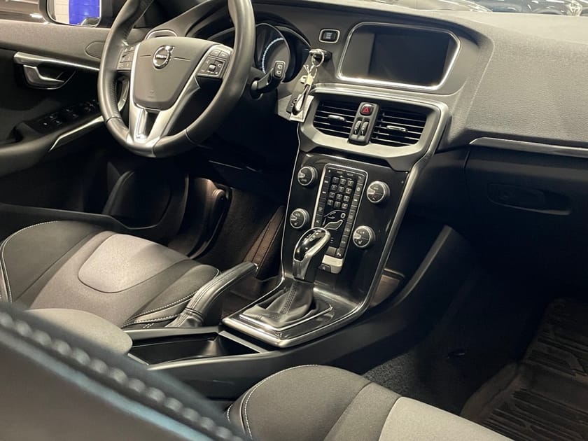 Bild 5 av Volvo V40 D2 BusAdv*DRAG/V-HJUL*