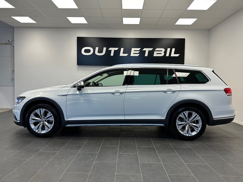 Bild 2 av Volkswagen Passat Alltrack 2.0TDI 190hk 4Motion 4x4 Läder Värmare Drag Carplay