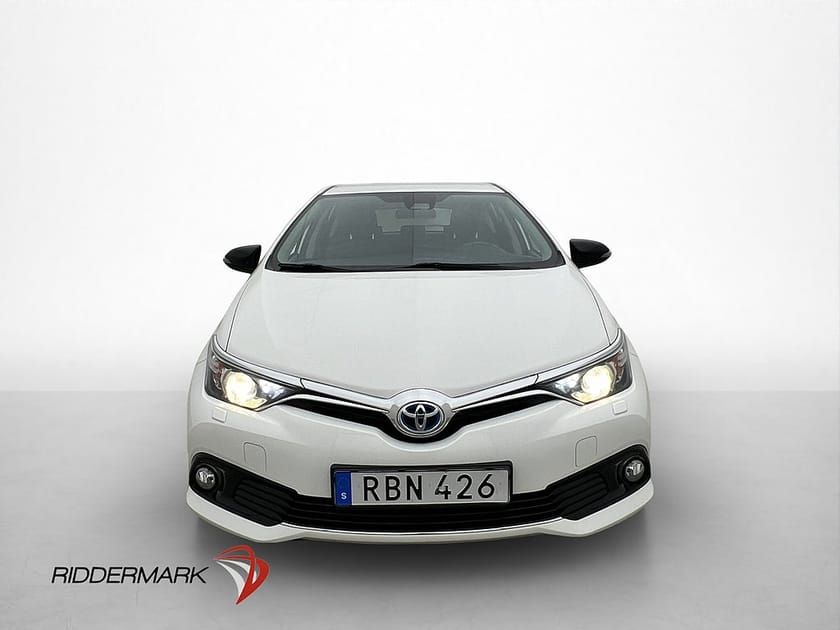 Bild 2 av Toyota Auris Hybrid e-CVT 136hk Kamera Lane Assist 0,41L/mil