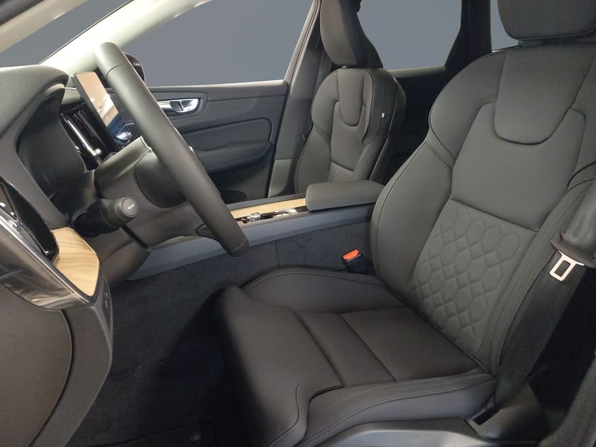 Bild 5 av Volvo XC60 T6 Plus Dark Nordic Edition