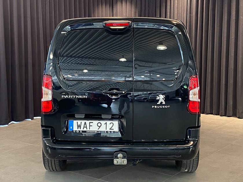Bild 2 av Peugeot Partner Utökad Last L1 / PRO+ / Moms / Drag & Värmare/ V-hjul / Nybesikt