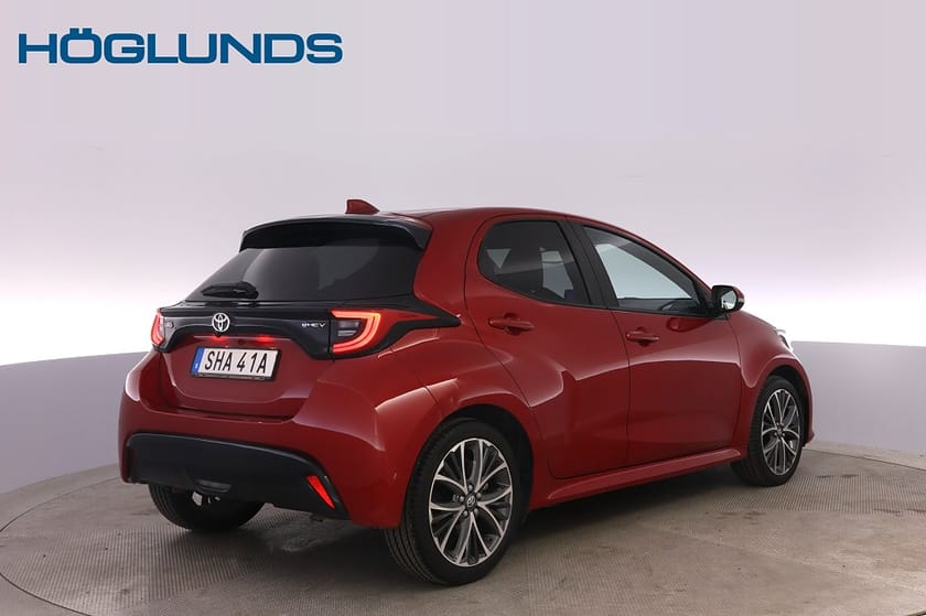 Bild 4 av Toyota Yaris Hybrid CVT 1.5 130 STYLE V-HJUL MOMS