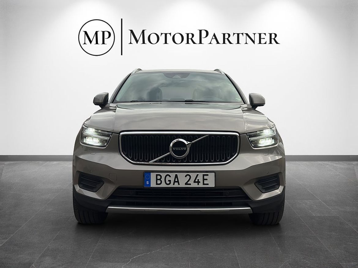 Volvo XC40, bild 2 av 20