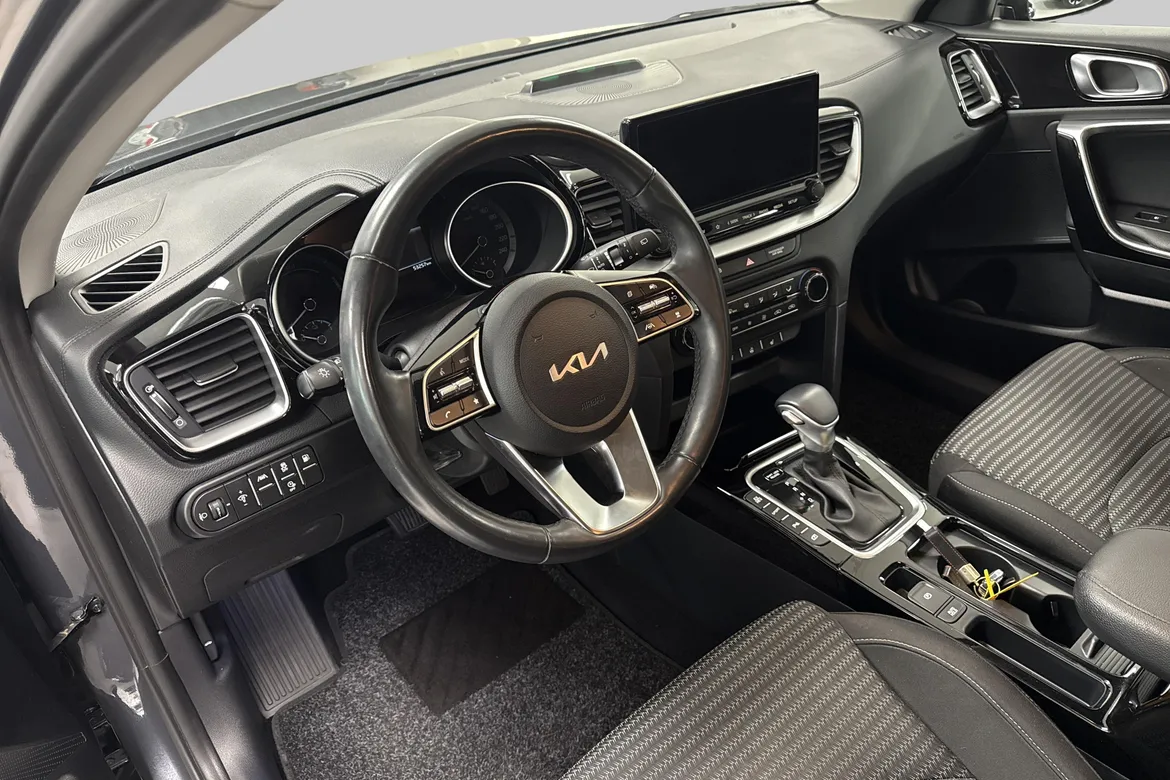 picture of a car