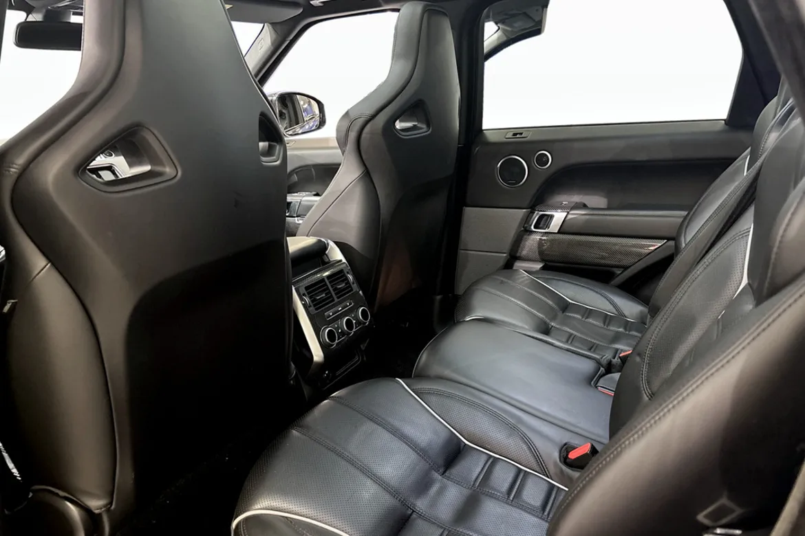 Land Rover Range Rover Sport SVR