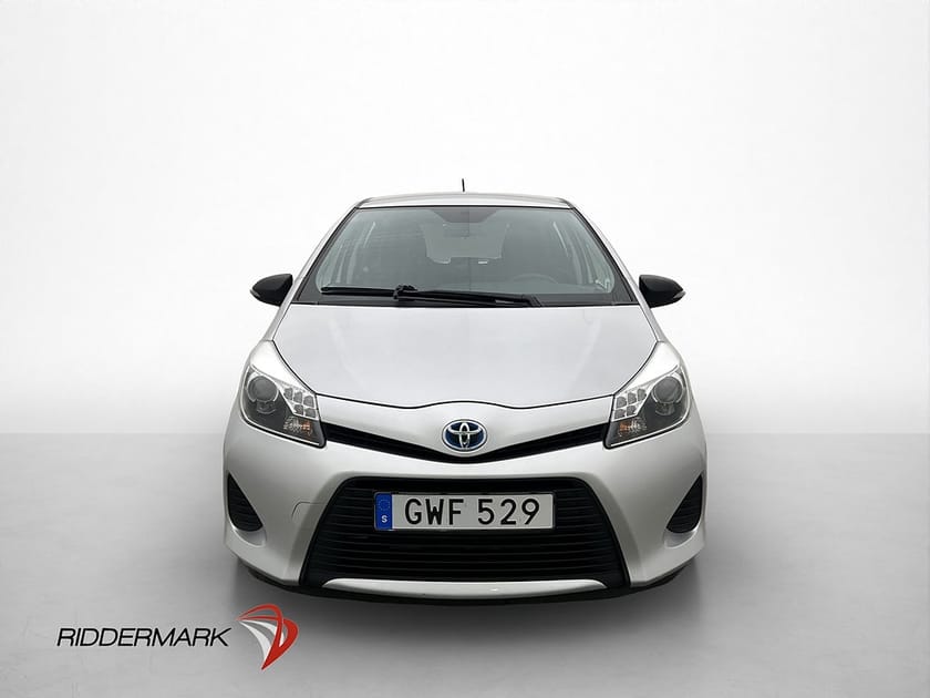 Bild 2 av Toyota Yaris Hybrid Sensorer Endast 0,35l/mil 360kr skatt