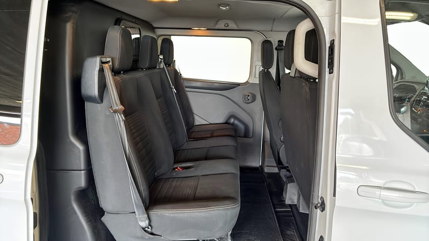 Bild 5 av Ford Transit Custom 340 Crew Van |DRAG | KAMERA | VÄRMARE | CARPLAY
