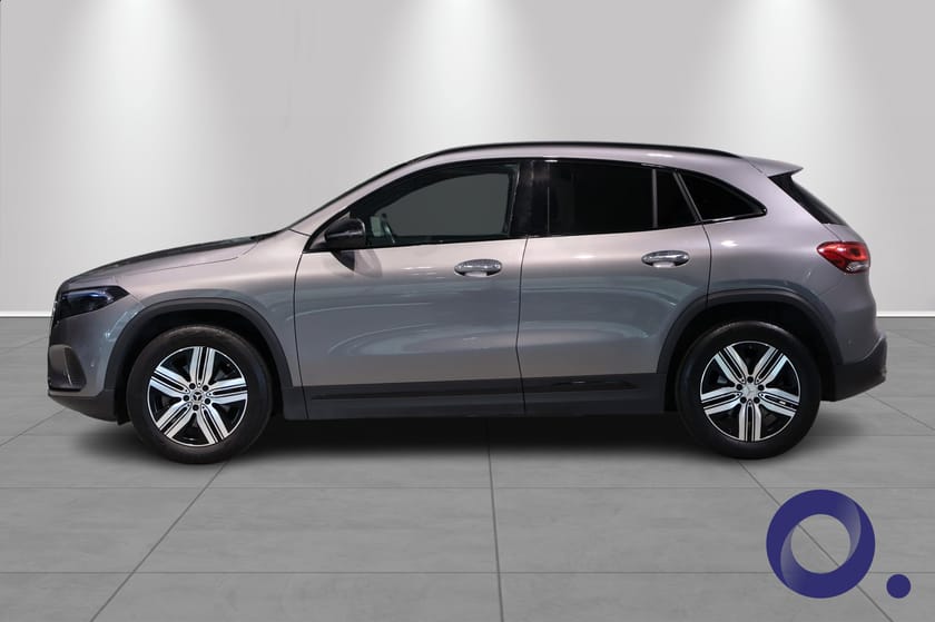 Bilde 2 av Mercedes-Benz EQA 300 4MATIC Progressive | Adaptiv cruise | Krok