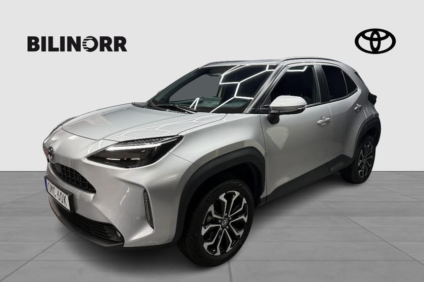 Bild 1 av Toyota Yaris Cross Hybrid 115 AWD-i 1,5 ACTIVE PLUS SÄKERHETSPAKET DRAG V-HJUL
