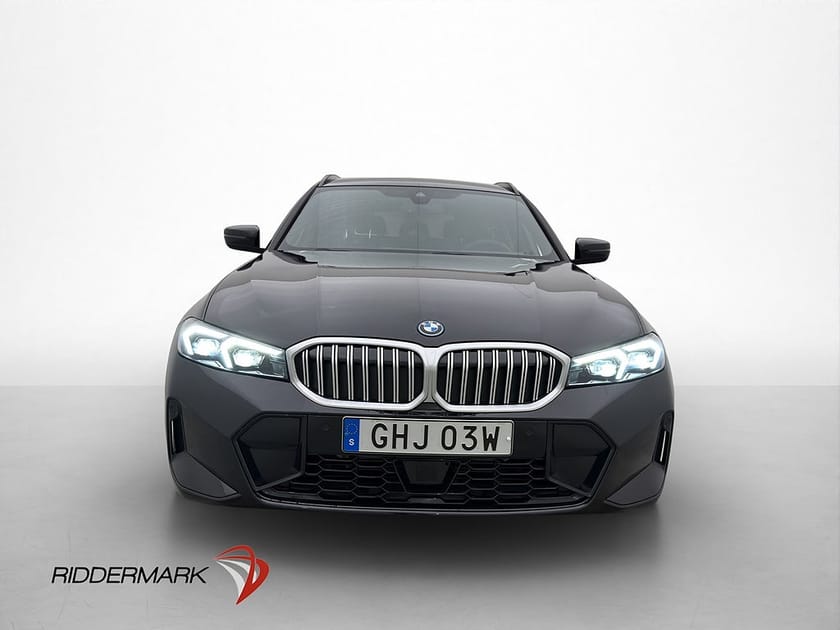 Bild 2 av BMW 330e xDrive Touring M Sport Skinn Drag Kamera CarPlay Widescreen