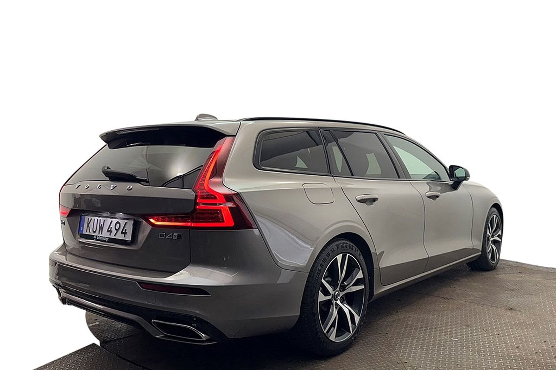 Volvo V60 D4 AWD Aut R-Design Pano 2019, kuva 6/46