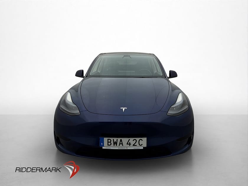 Bild 3 av Tesla Model Y Standard Range RWD Värmepump Dragkrok Autopilot