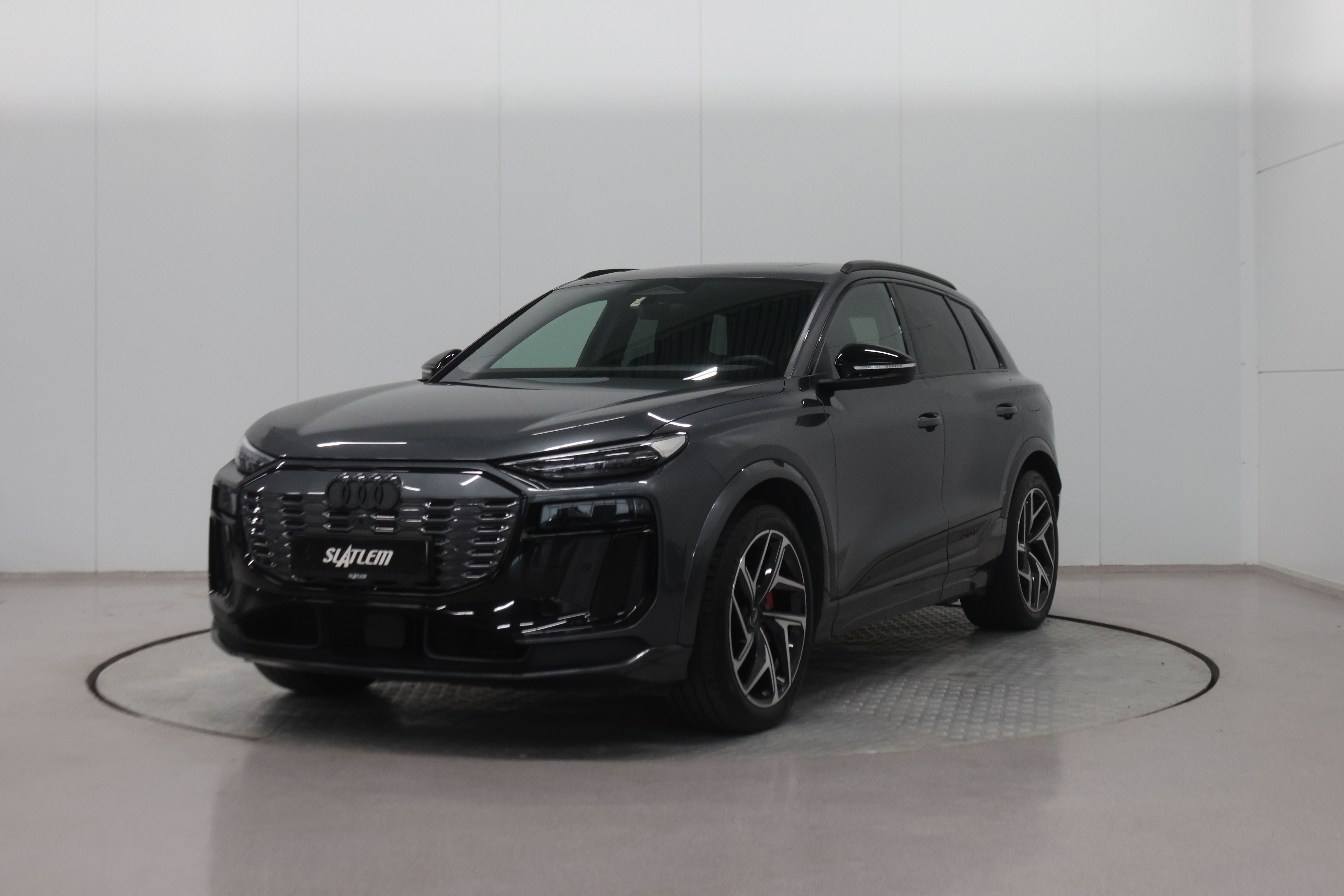 Audi Q6 e-tron quattro