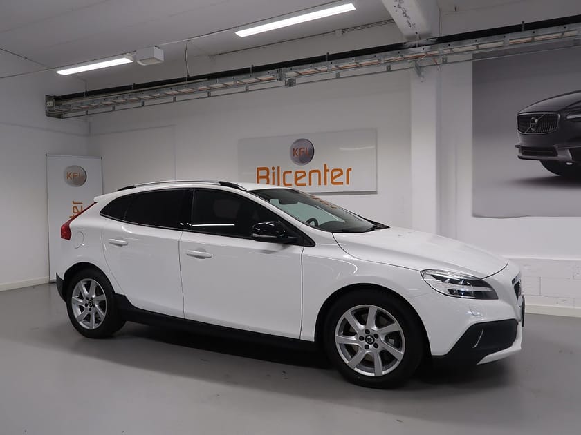 Bild 5 av Volvo V40 Cross Country D2 Geartronic Aut-V Däck ingår-Navi-Värmare-Drag