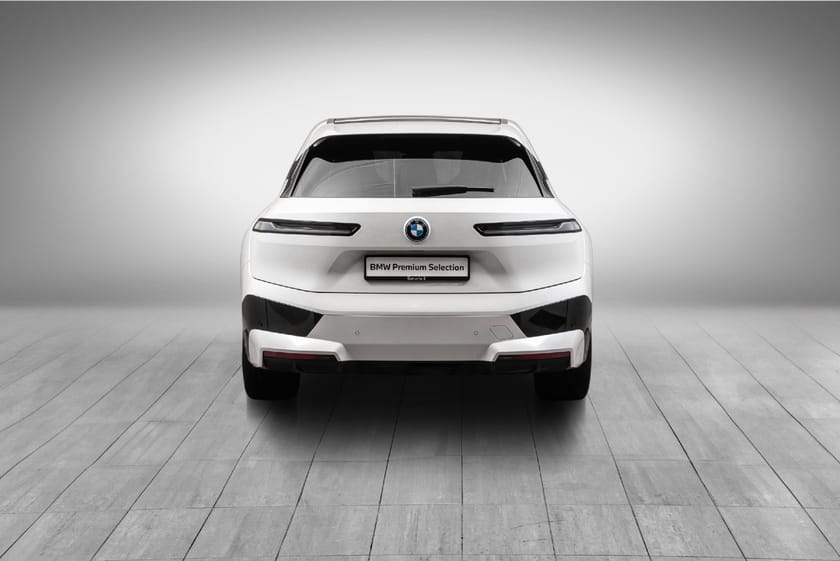Bilde 4 av BMW iX xDrive40
