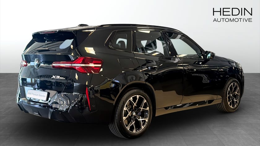 Bild 2 av BMW X3 30e xDrive xDrive30e M Sport Active Premium Rattvärme drag
