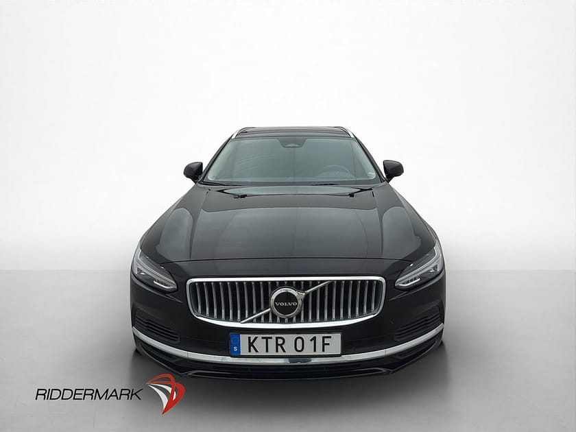 Bild 2 av Volvo V90 Recharge T6 AWD Core Kamera Navi Värmare CarPlay