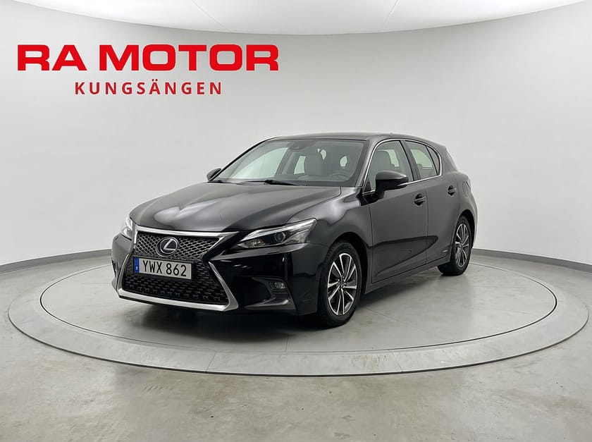 Bild 1 av Lexus CT 200h 136hk | F-Sport | Backkamera | Läder | Keyless
