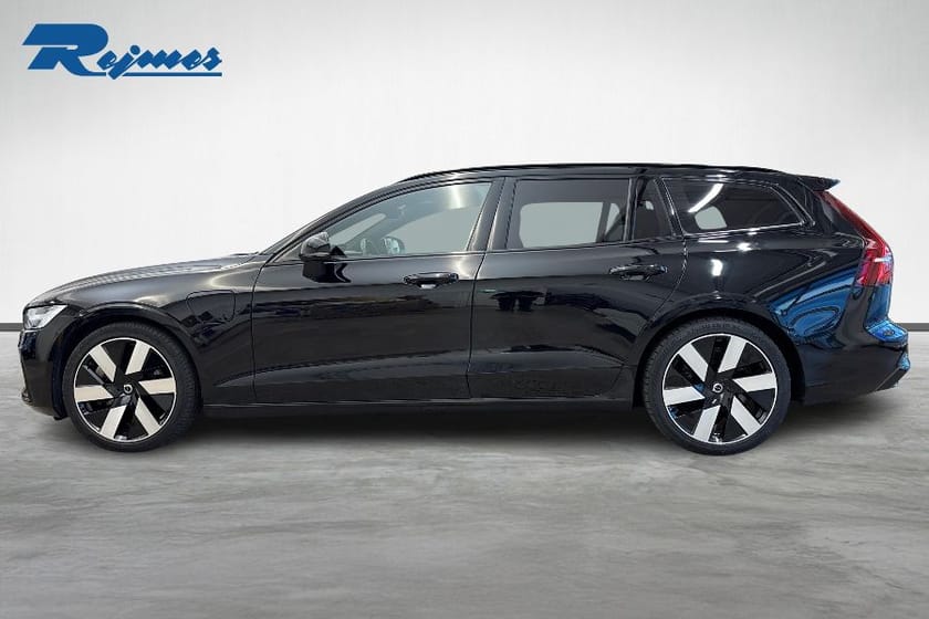 Bild 3 av Volvo V60 Recharge T6 Plus Dark