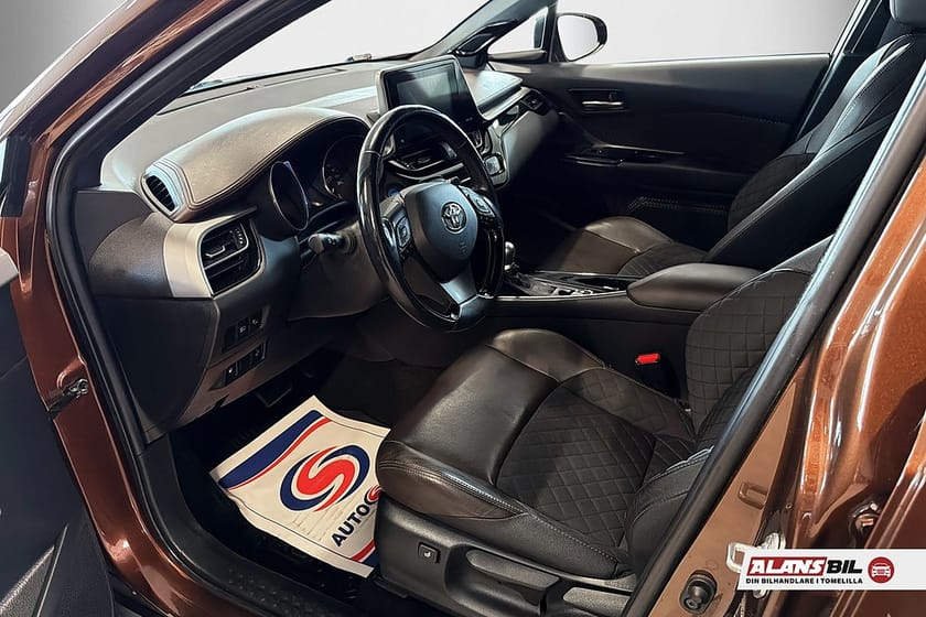 Bild 5 av Toyota C-HR Hybrid CVT Executive Euro 6