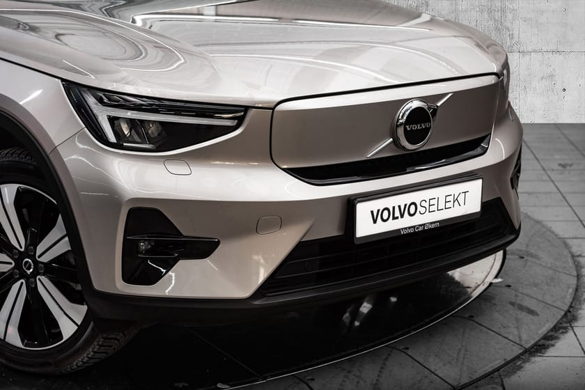 Bilde 2 av Volvo XC40 Recharge Twin motor El. Plus 408Hk. Velutstyrt!