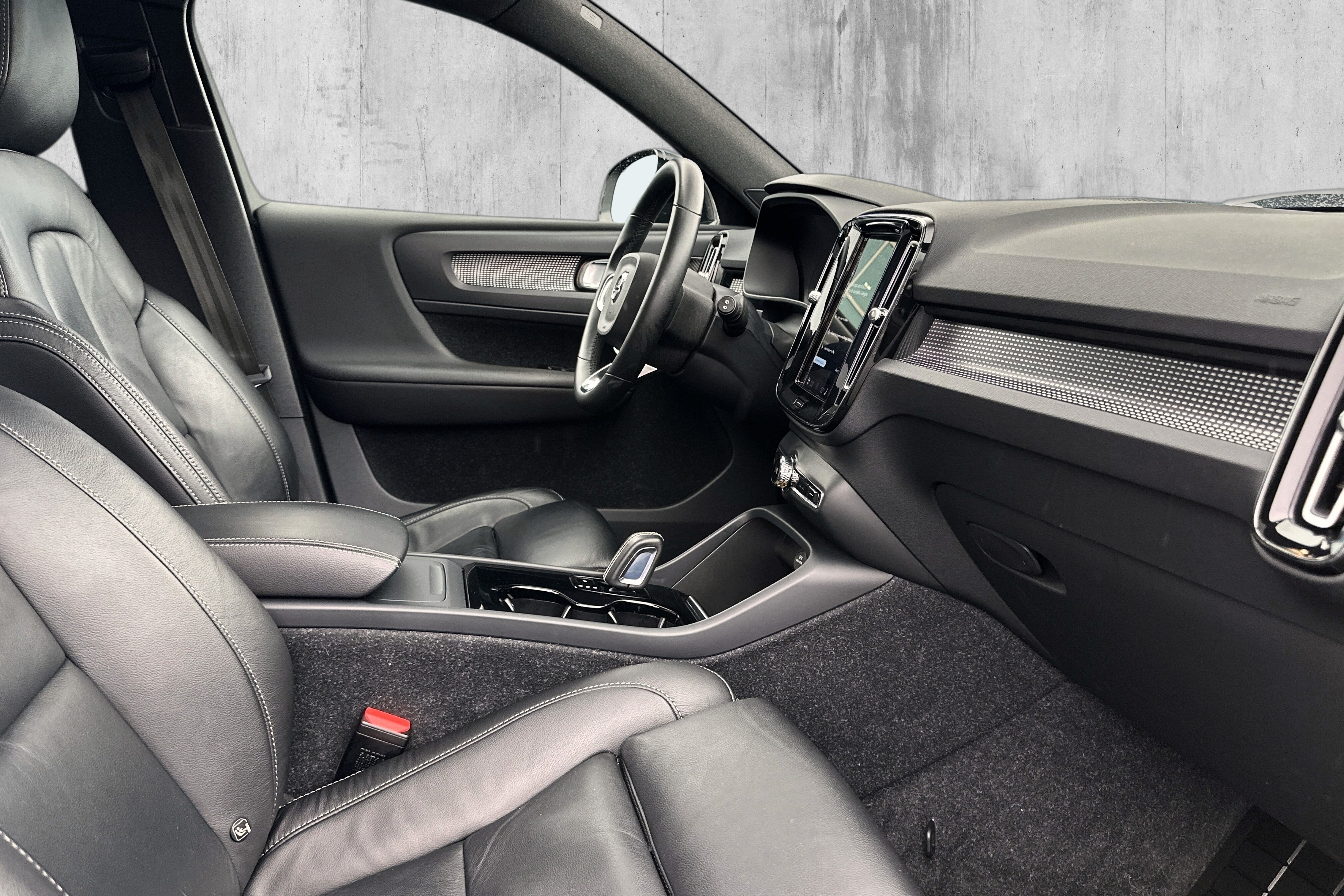 Volvo XC40 Recharge Twin bilde 8