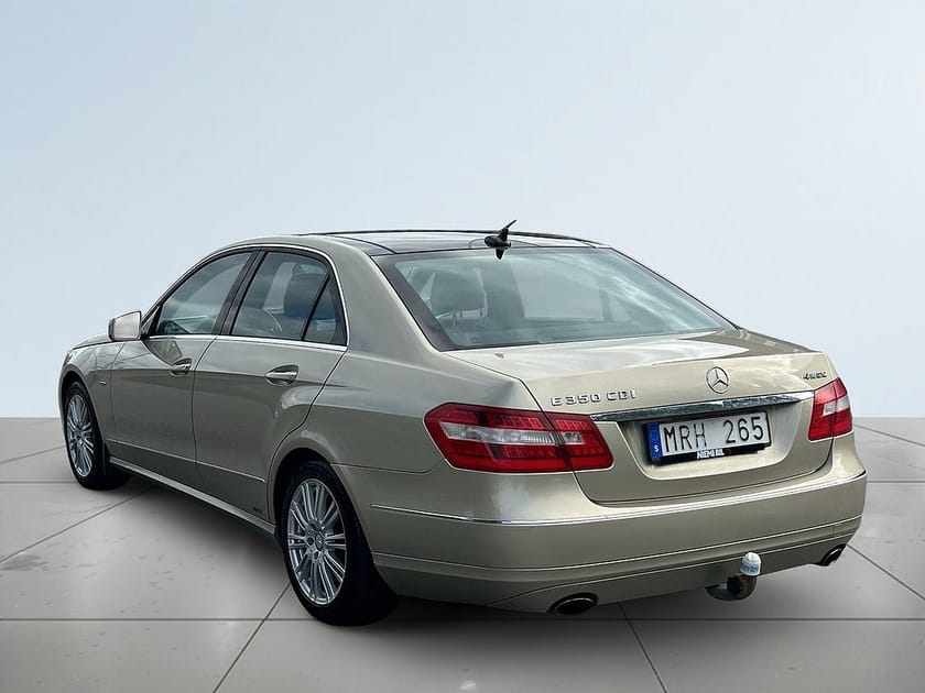 Bild 5 av Mercedes-Benz E 350 CDI 4MATIC BE 4MATIC/Drag/MoK/SoV-Däck/Pano/Psens