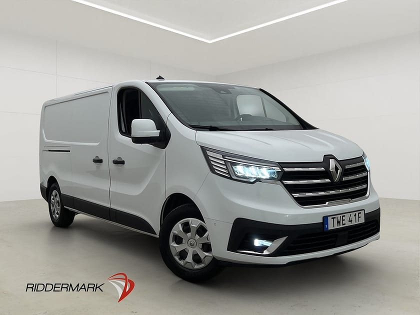 Bild 1 av Renault Trafic Skåpbil L2 150hk Värm LED Drag B-Kamera CARPLAY Moms