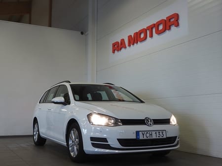 Volkswagen Golf Sportscombi 1.6 TDI| Backkamera | P-Sen | Drag |