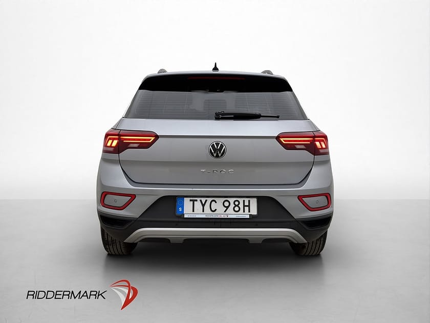 Bild 4 av Volkswagen T-Roc 1.5 TSI 150hk Cockpit CarPlay Adaptiv