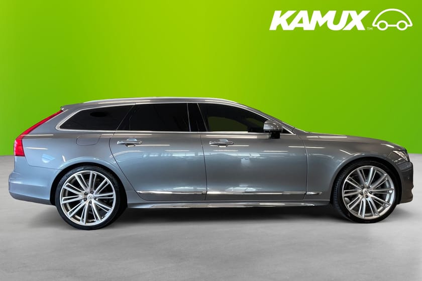 Bild 2 av Volvo V90 D5 AWD Inscription Pano B&W 360° Värmare Drag