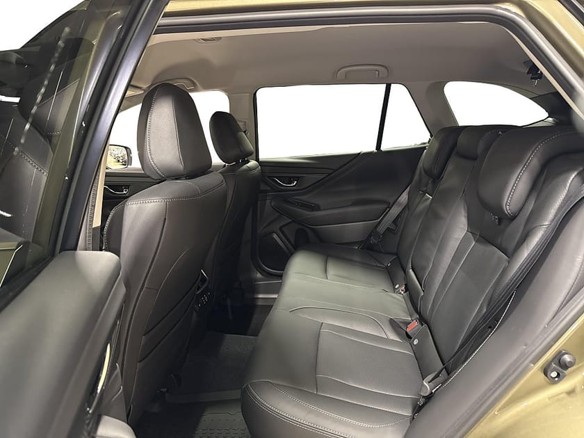 Bild 4 av Subaru Outback 2.5 Limited 4WD XFuel Lineartronic Euro 6