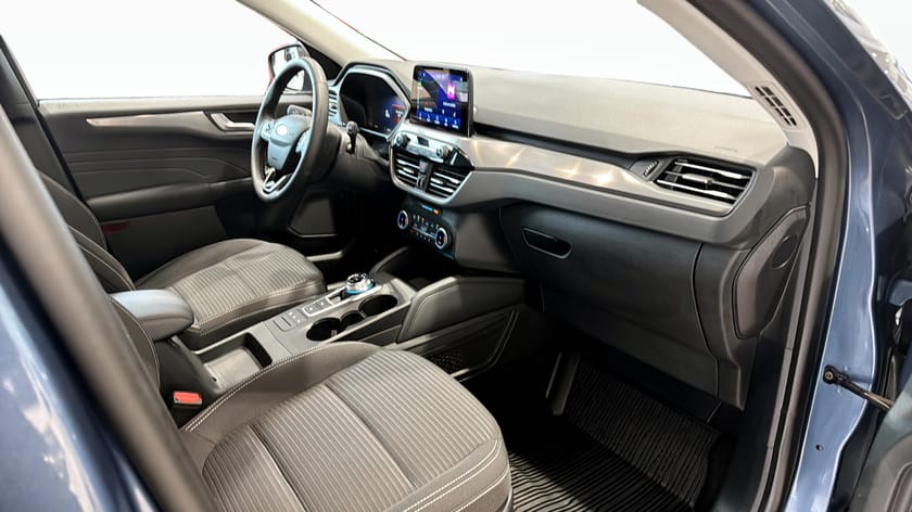 Bild 3 av Ford Kuga Plug-In Hybrid Titanium 2.5 225HK | Vinterpaket |