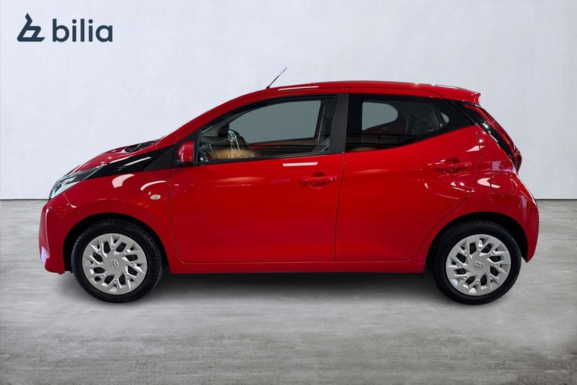Bild 3 av Toyota Aygo 1,0 X-Play Backkamera V-hjul Garanti 2031
