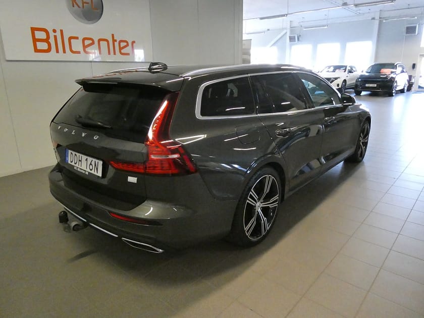Bild 4 av Volvo V60 Recharge T6 AWD Inscription Värmare-Skinn-Kamera-SoV