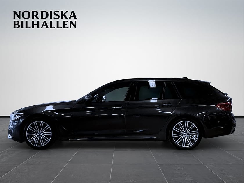 Bild 4 av BMW 530i xDrive Touring Steptronic Innovation M Sport HUD Drag