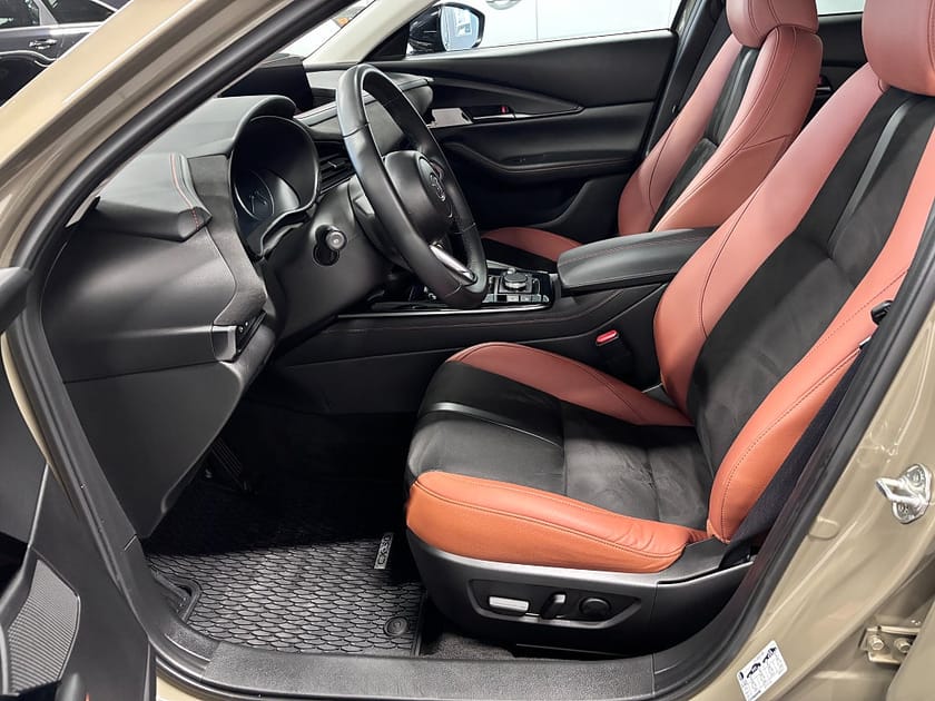 Bild 5 av Mazda CX-30 2.0 e-SKYACTIV-X Nagisa 186Hk,  Bose,  Elstol, Konstläd