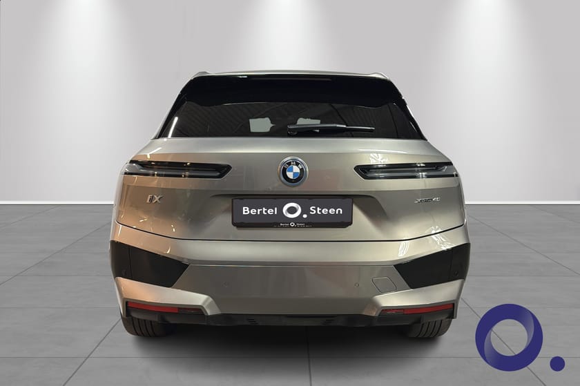 Bilde 4 av BMW iX xDrive40