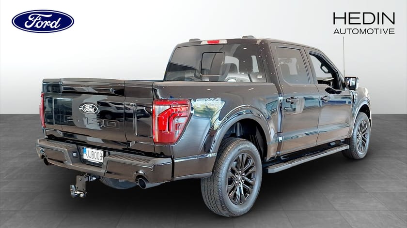 Bild 2 av Ford F-150 SuperCrew F150 MY25 LARIAT BLACK EDITION 5.0L V8 406HP