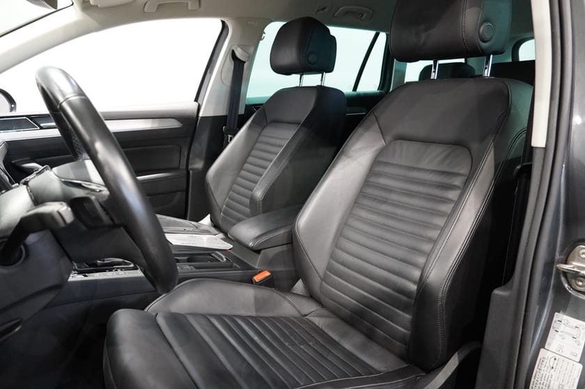 Bild 4 av Volkswagen Passat Sportscombi 2.0 TDI GT DSG 190 HK DRAG VÄRMARE ACC