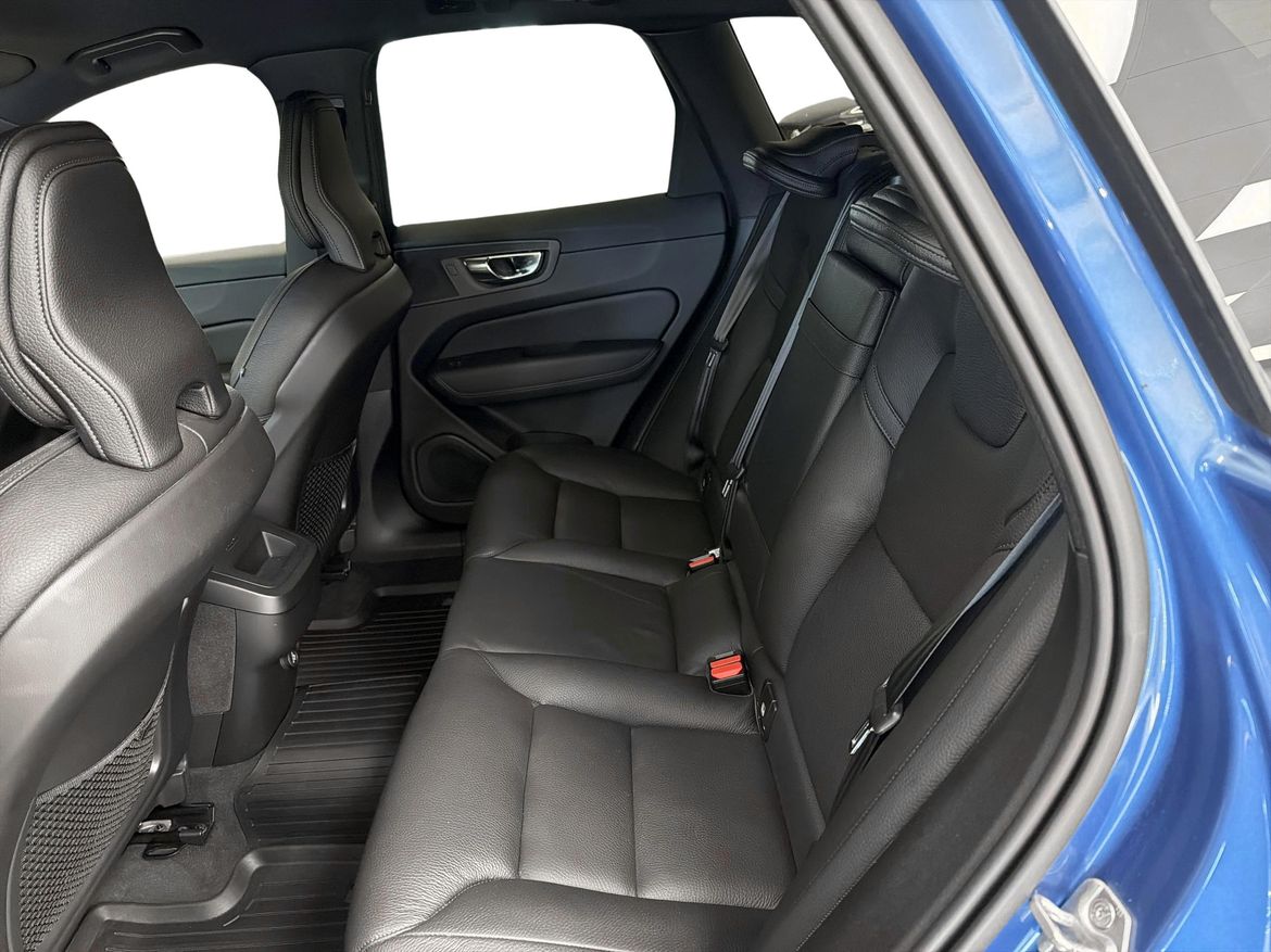 Volvo XC60 2020 - miniatyr 9