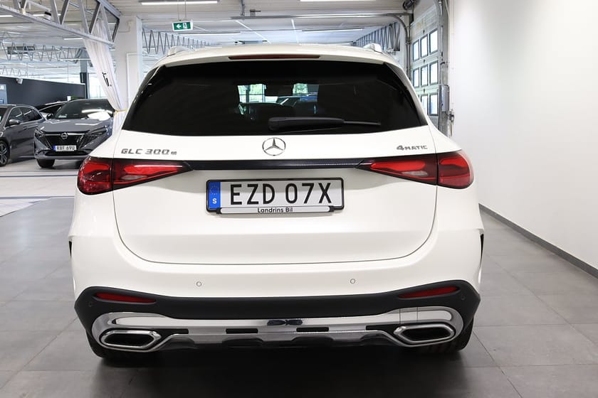 Bild 5 av Mercedes-Benz GLC 300 e 4MATIC 9G-Tronic AMG Premium Krok Burmester Euro6