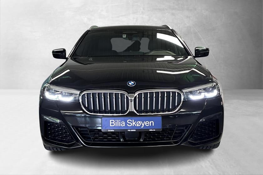 Bilde 2 av BMW 530e xDrive Touring M-Sport, Panorama, HiFi, Adp.cruis