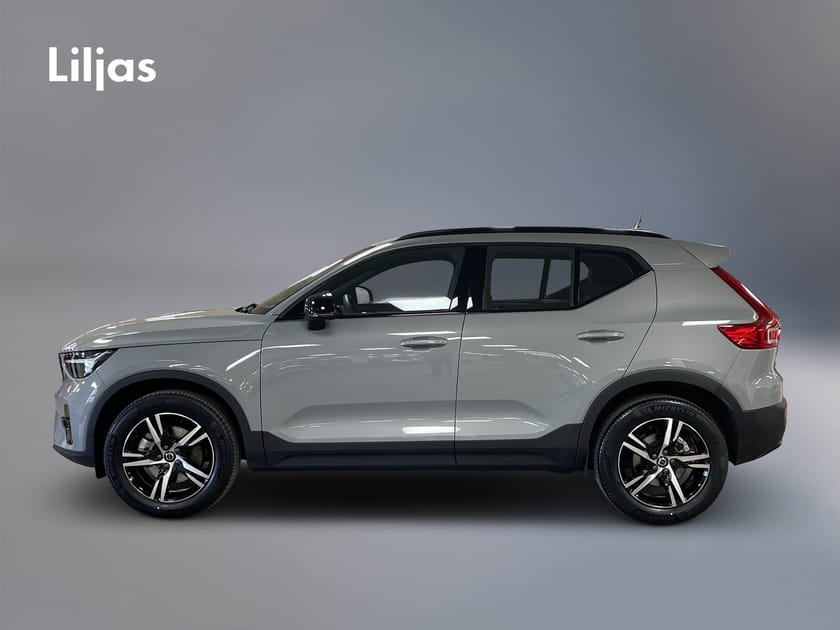 Bild 3 av Volvo XC40 B4 FWD Bensin Plus Dark//Adaptiv Farthållare//Kamera//