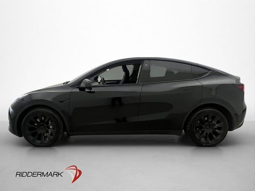 Bild 5 av Tesla Model Y Long Range AWD Svensksåld Panorama MOMS