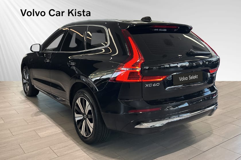 Bild 4 av Volvo XC60 T6 Core Special Edition Panorama B-Kamera