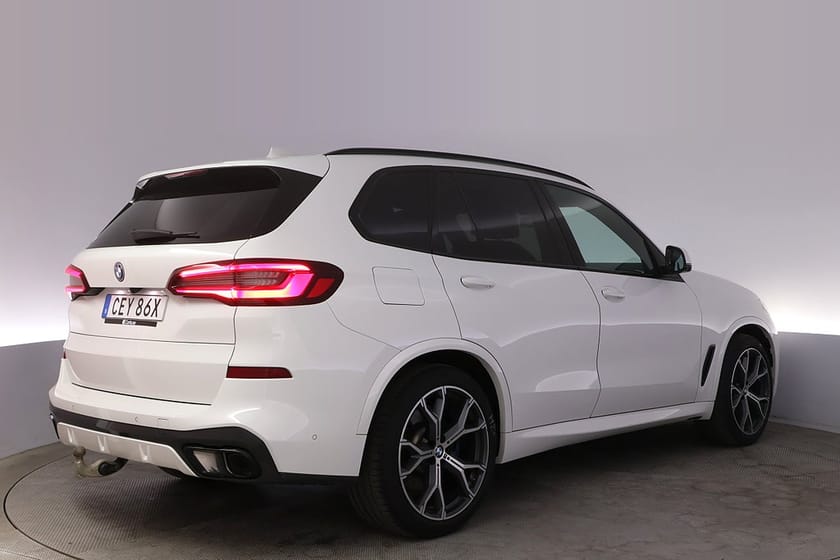 Bild 5 av BMW X5 xDrive45e iPerformance M-sport Komfortstol Pano Laser H/K 360 Drag