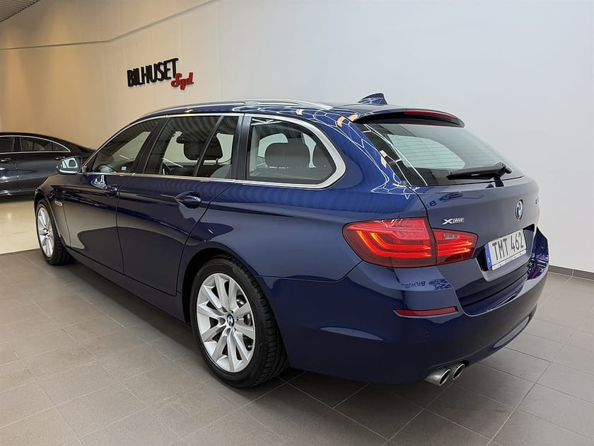 Bild 3 av BMW 520d xDrive Touring 520 190hk Navi/Bkamera/Läder/Krok/Rattvärme